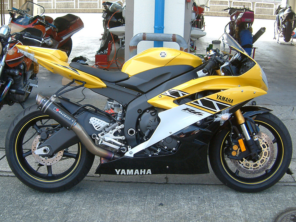 YAMAHA YZF-R6 2006-2016 GROWLER